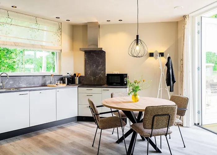 Lovely In With Wifi Holiday home