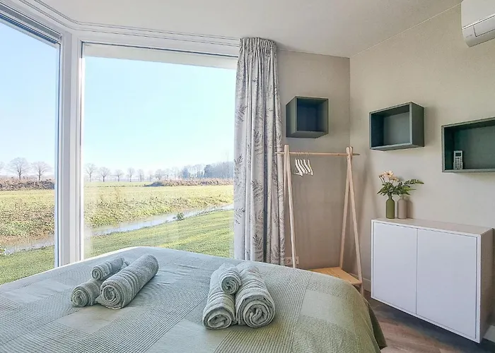 Holiday home Lovely In With Wifi