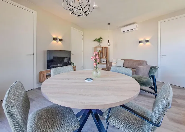 Lovely In With Wifi Holiday home *